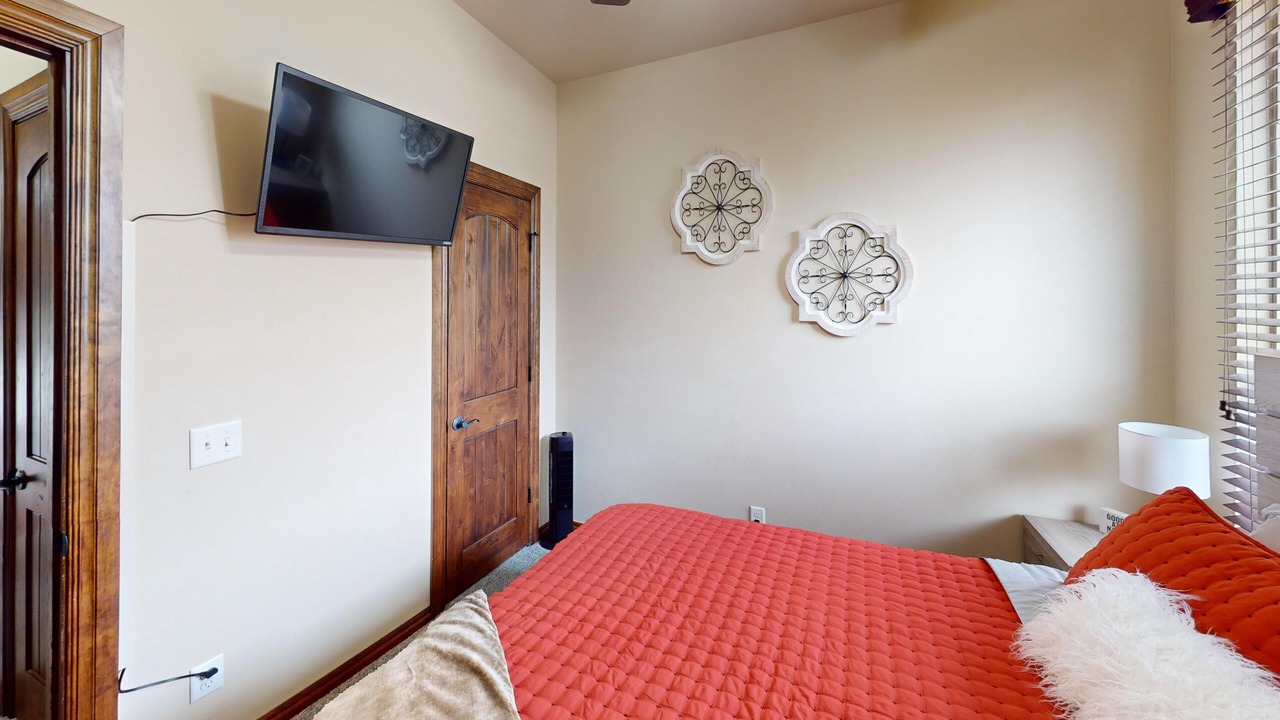 Photo of Bedroom in Woodward