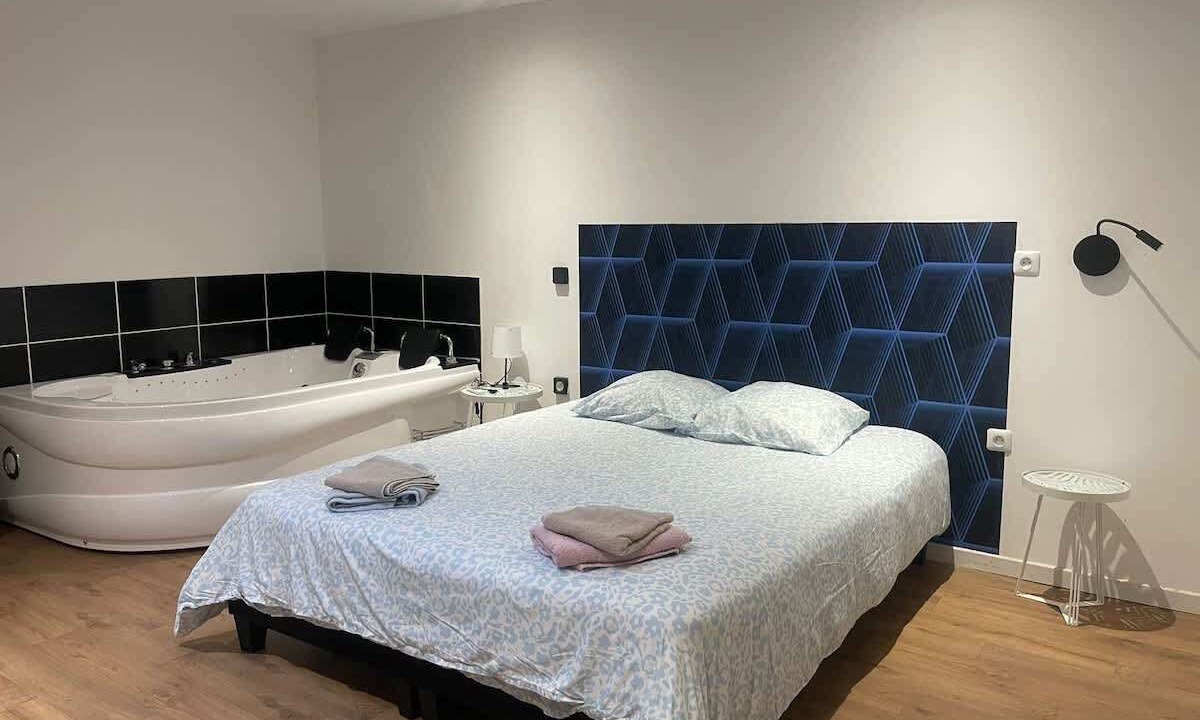 Photo of Bedroom in Tourcoing