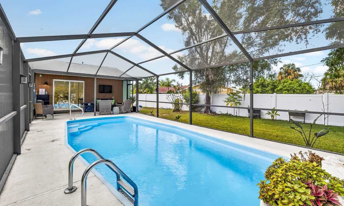 Photo of Outdoor in Apollo Beach