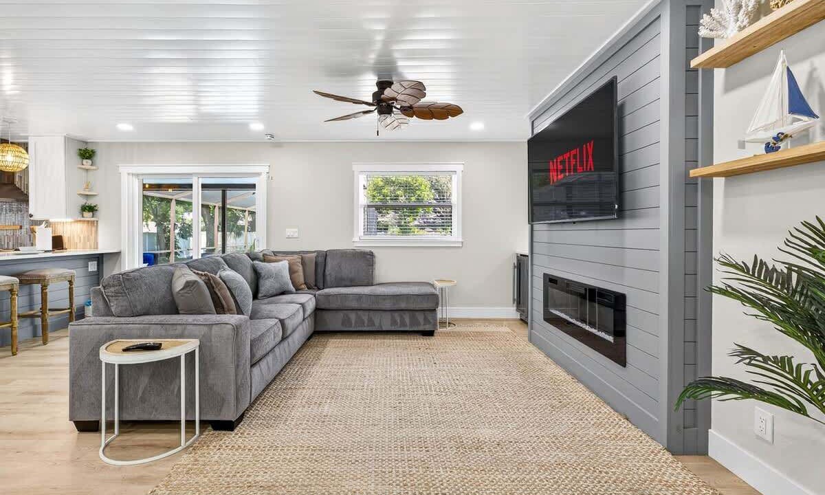 Photo of Bedroom in Apollo Beach
