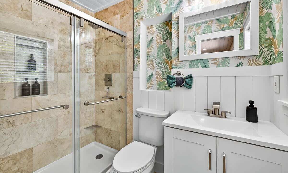 Photo of Bathroom in Apollo Beach