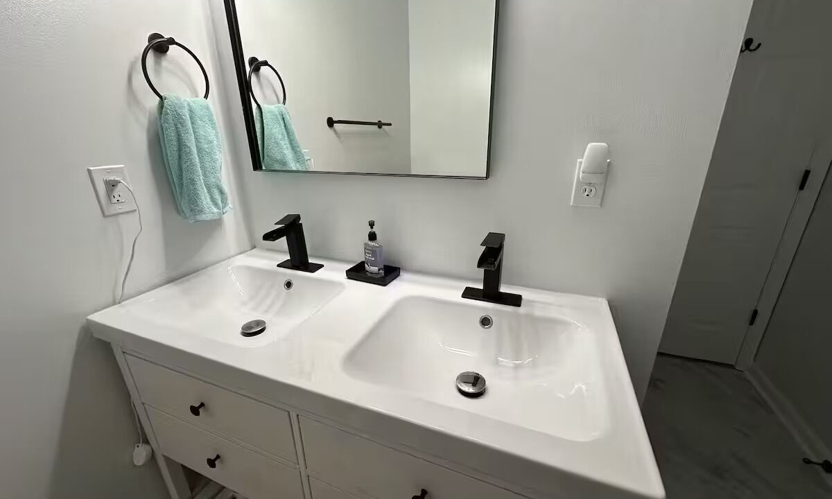 Photo of Bathroom in Pineville