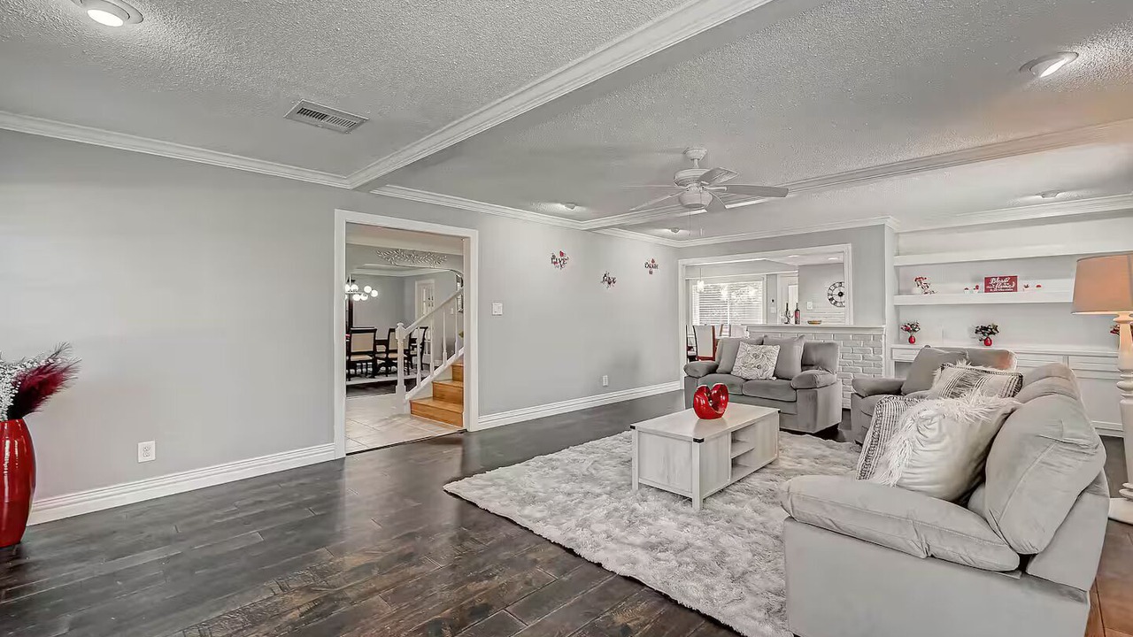 Photo of Livingroom in Houston