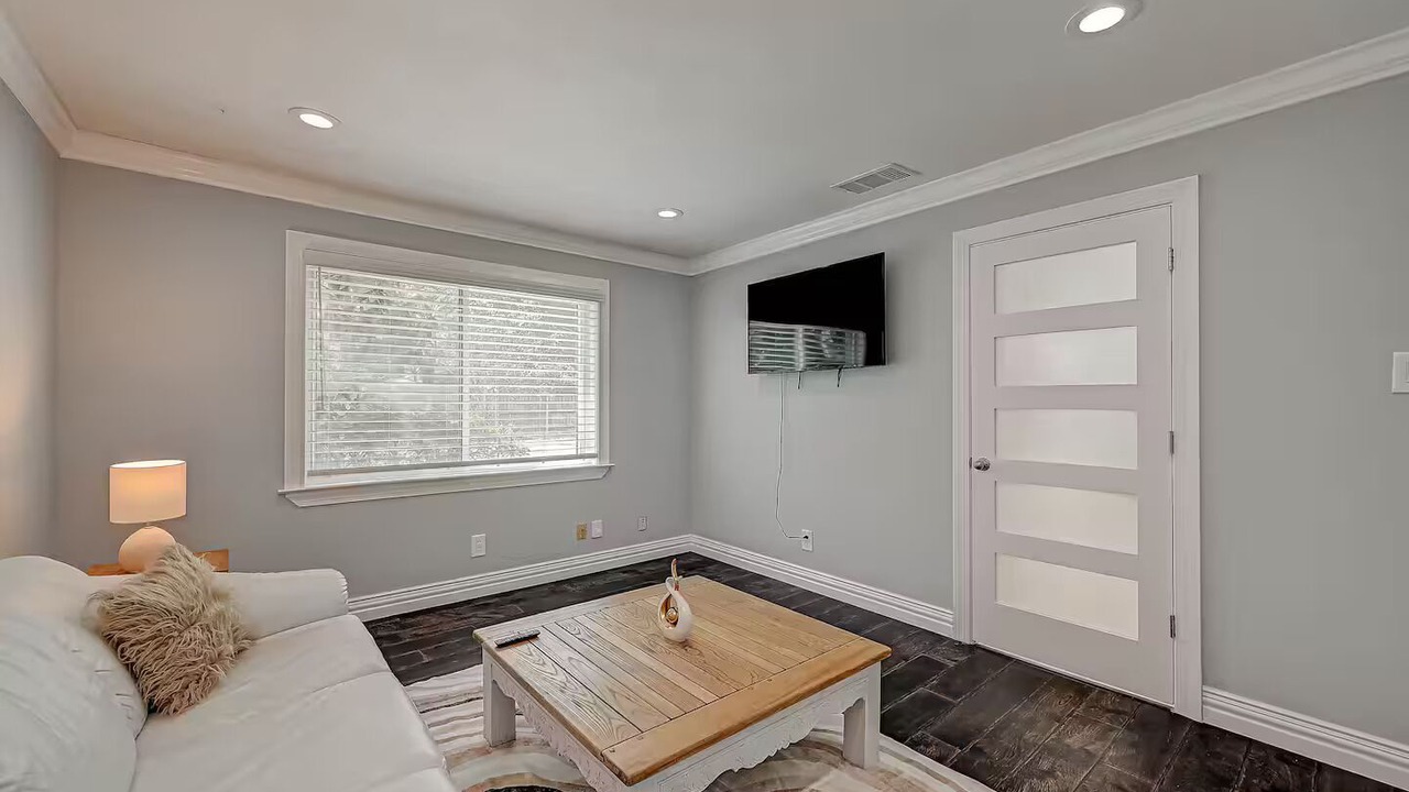 Photo of Livingroom in Houston