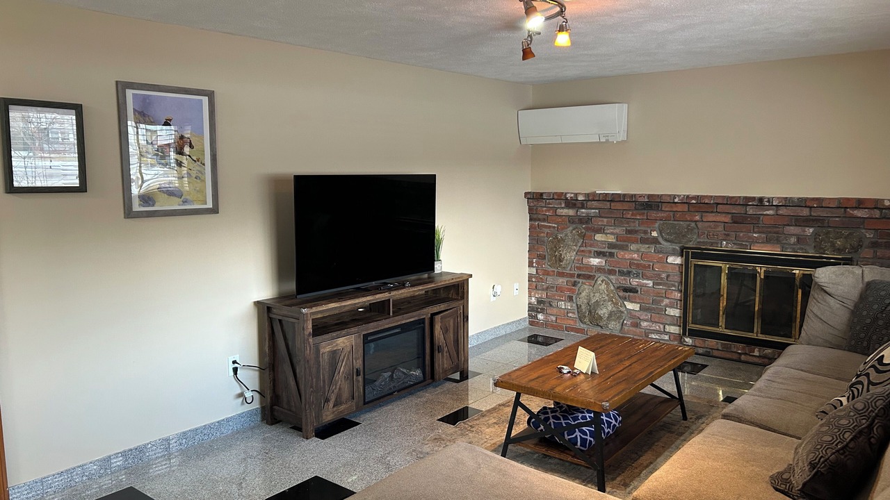 Photo of Livingroom in Framingham