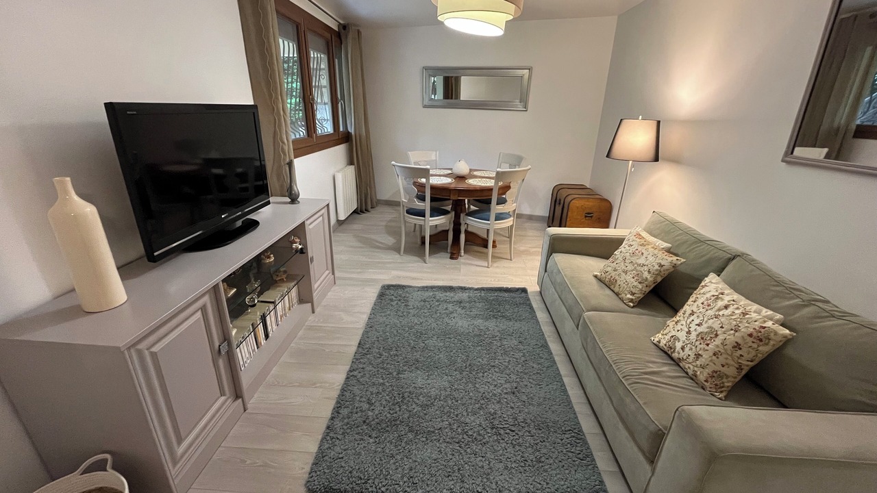 Photo of Livingroom in Antony
