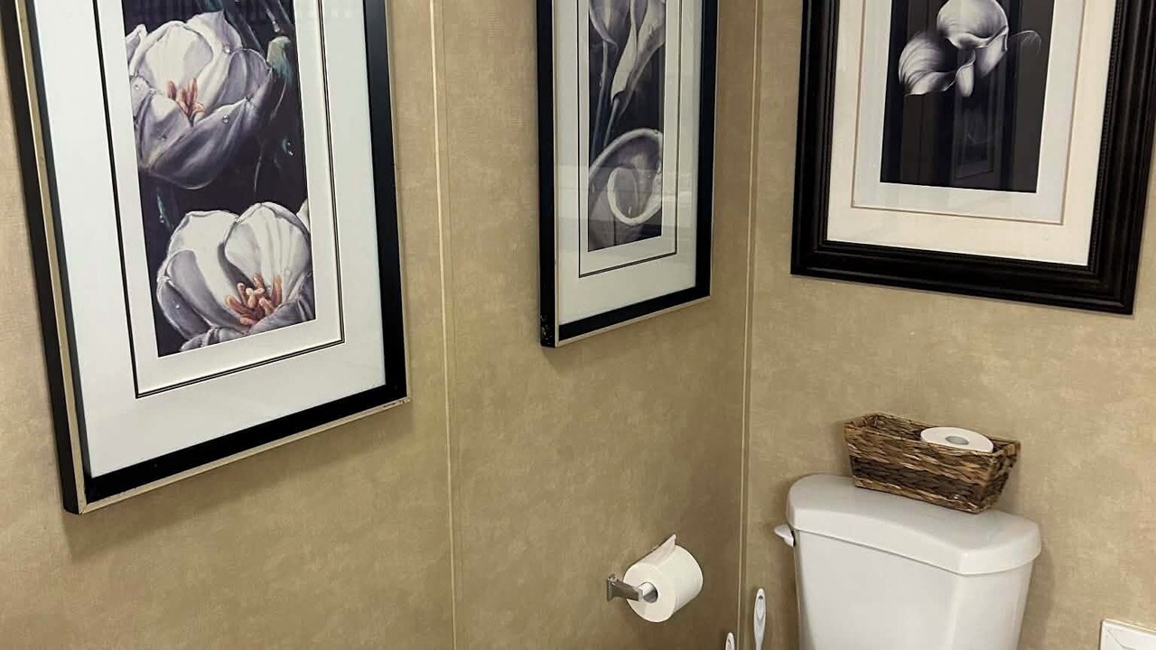 Photo of Bathroom in Winston