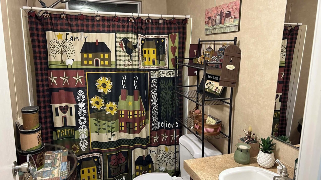 Photo of Bathroom in Winston