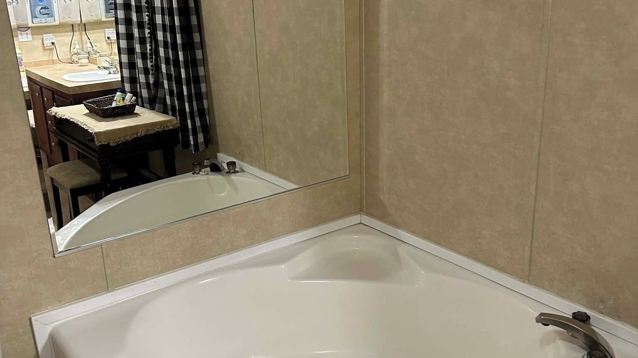 Photo of Bathroom in Winston