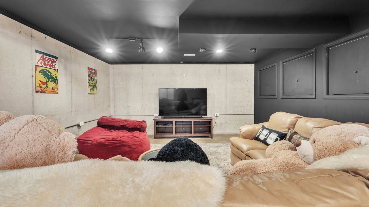 Photo of Livingroom in Berrien Springs