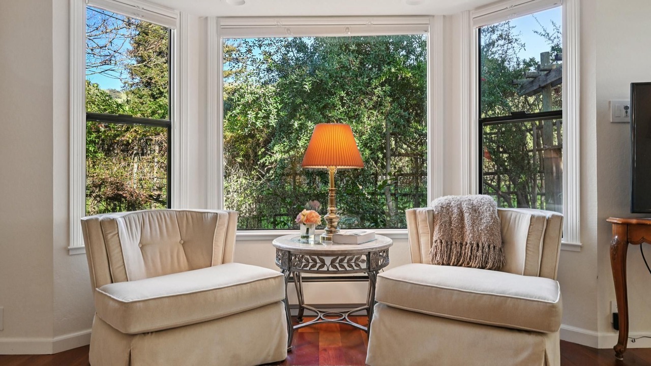 Photo of Livingroom in Yountville