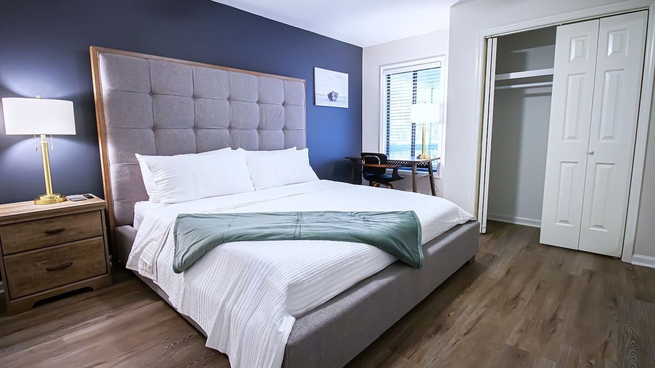 Photo of Bedroom in Sandy Springs