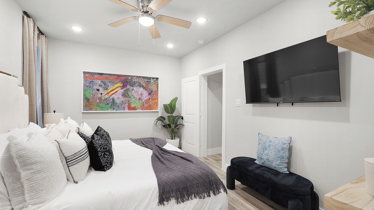 Photo of Bedroom in Greater Heights