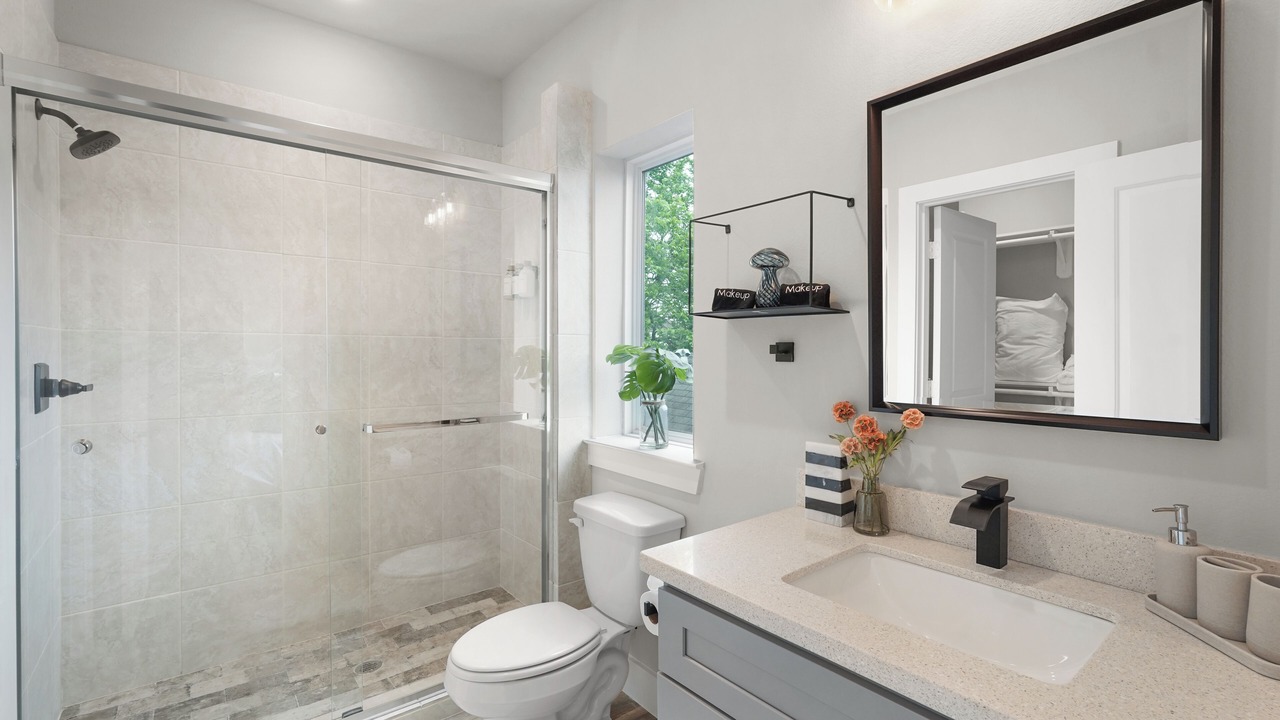 Photo of Bathroom in Greater Heights