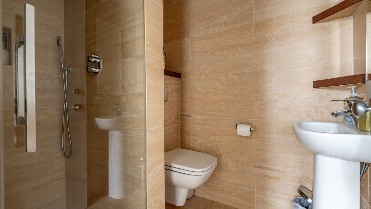 Photo of Bathroom in Earlsferry