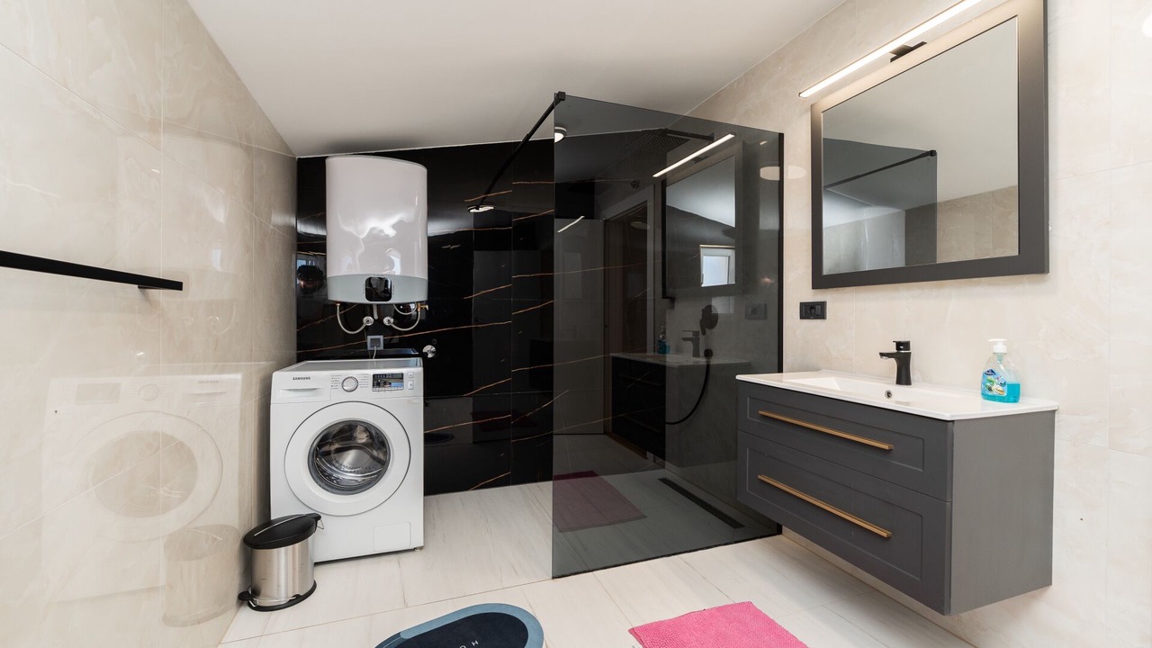 Photo of Bathroom in Rtina