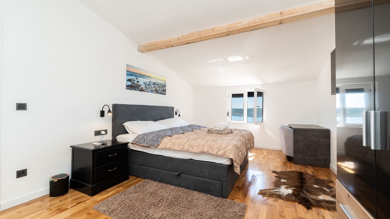 Photo of Bedroom in Rtina