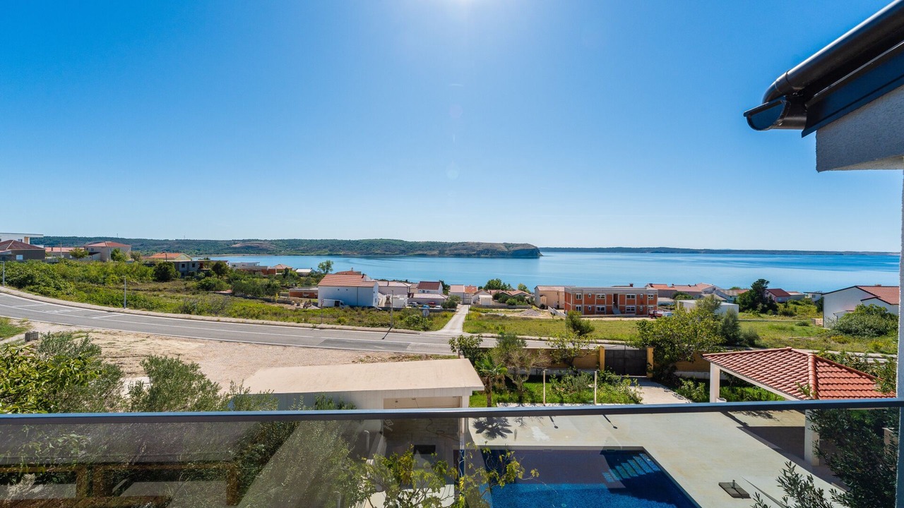 Photo of Outdoor in Rtina