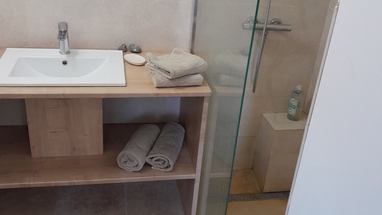 Photo of Bathroom in Chamant
