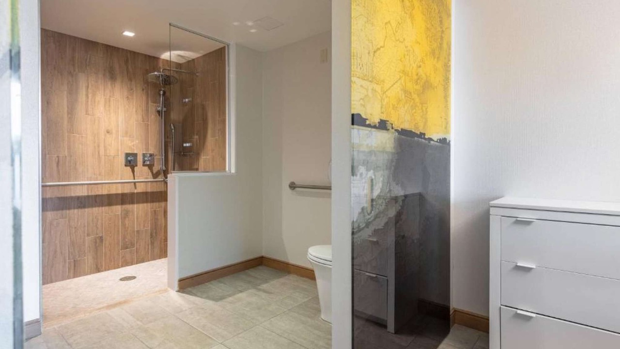 Photo of Bathroom in Seaport District