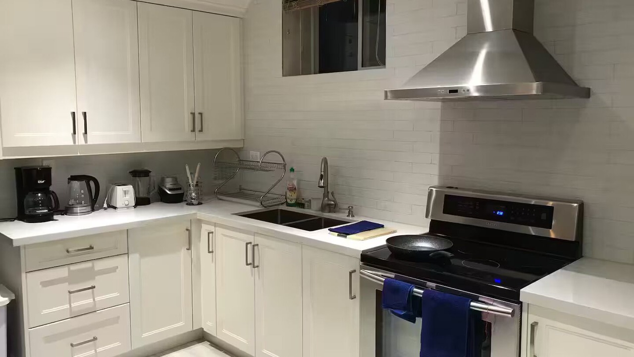 Photo of Kitchen in Thornhill