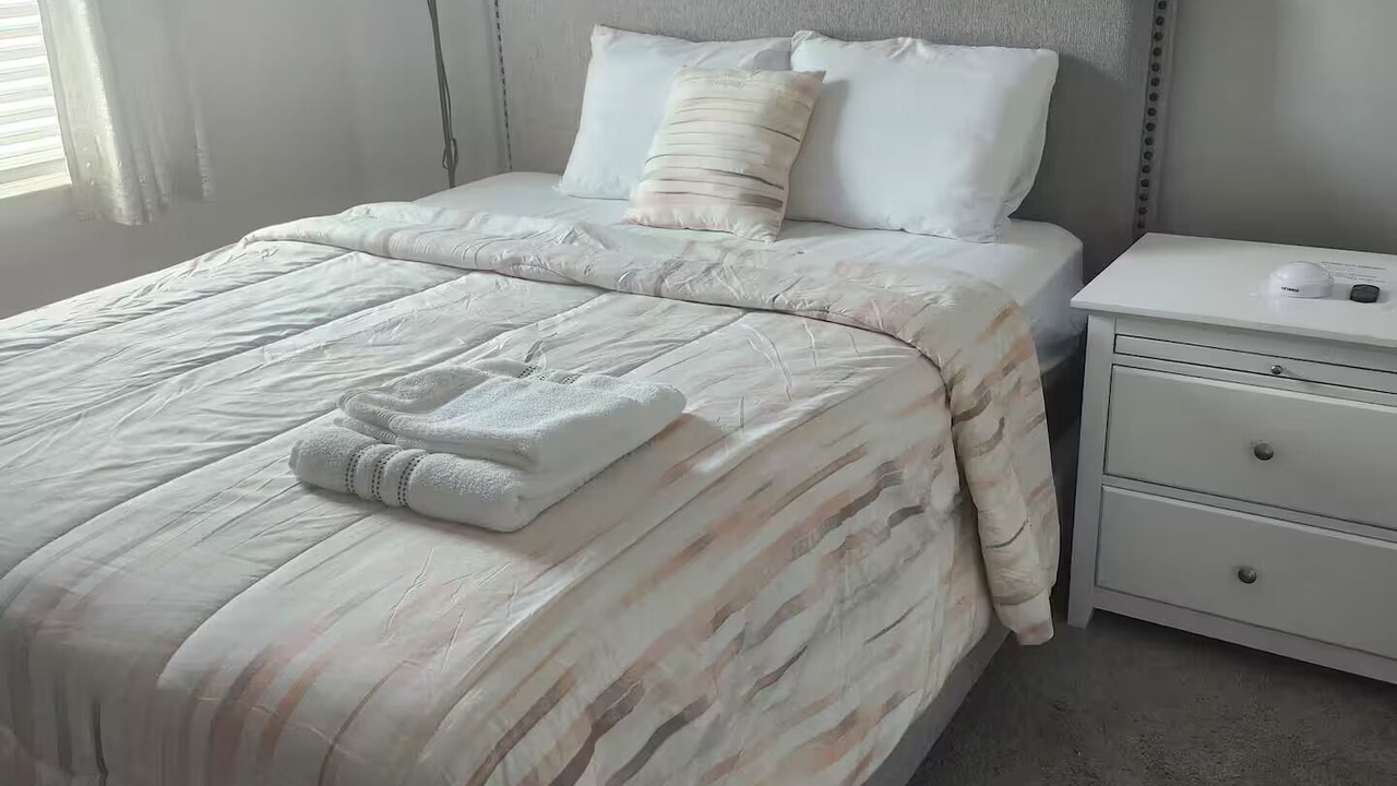 Photo of Bedroom in Venus