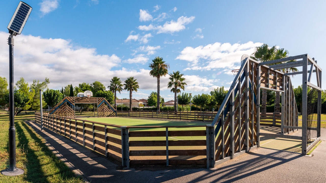 Photo of Others in Homps