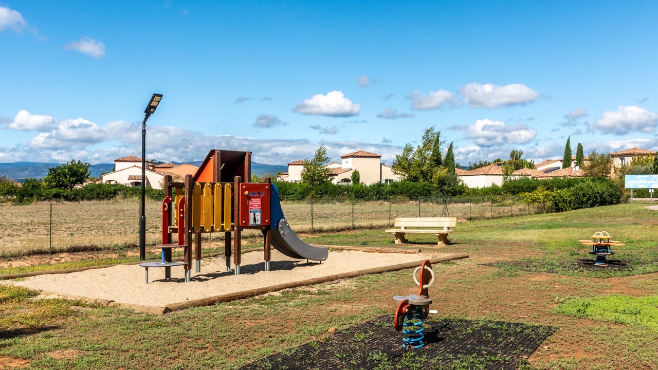 Photo of Others in Homps