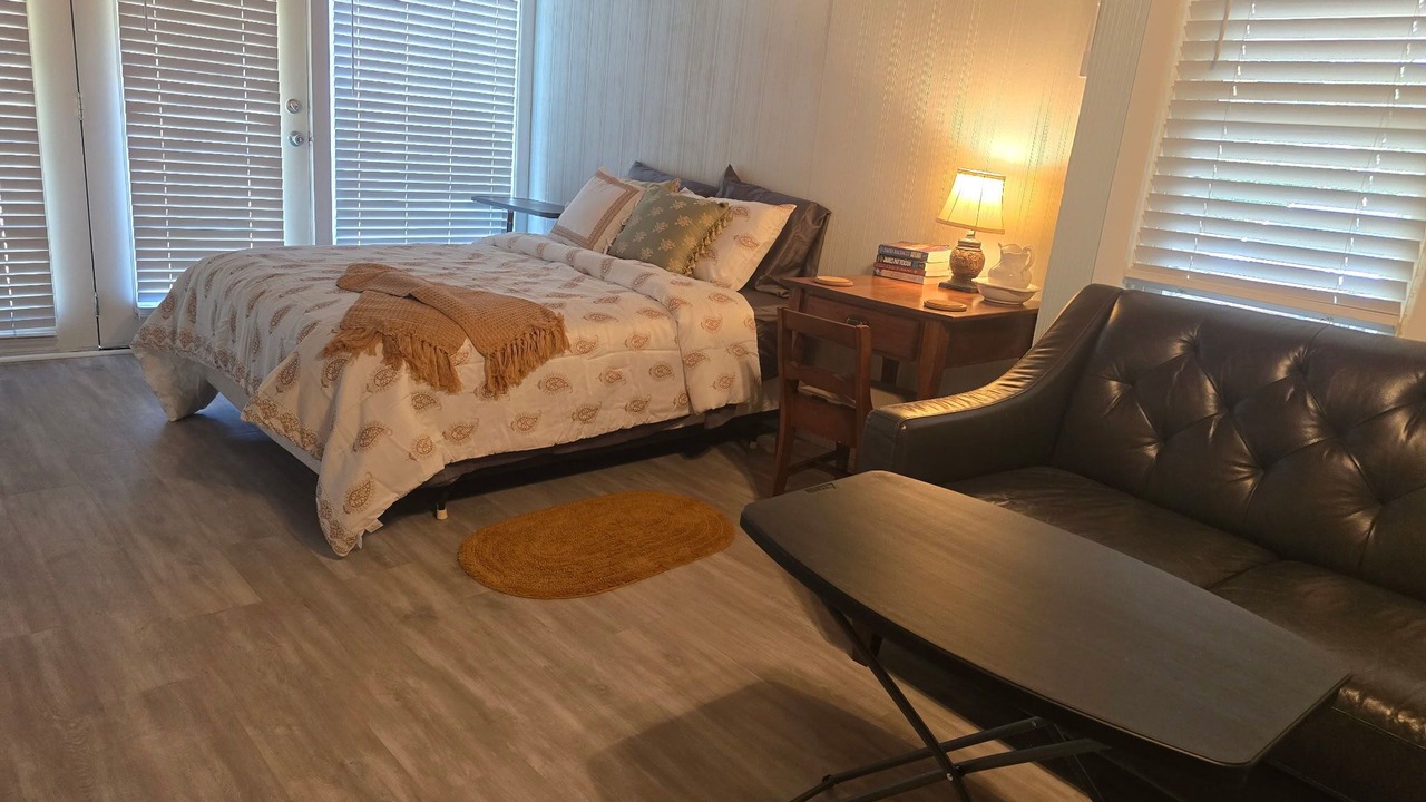 Photo of Bedroom in Turner Park