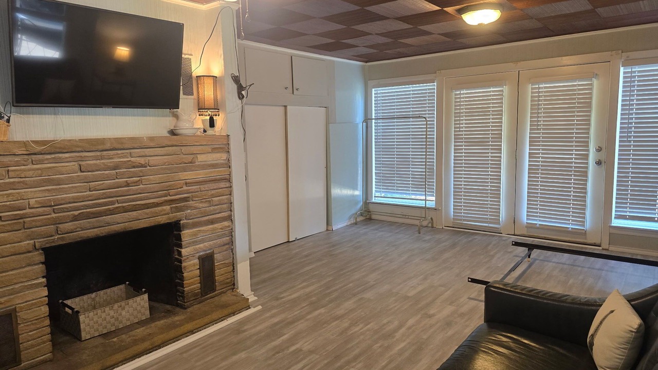 Photo of Livingroom in Turner Park