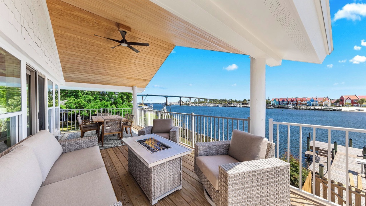 Photo of Patio Balcony in Ono Island