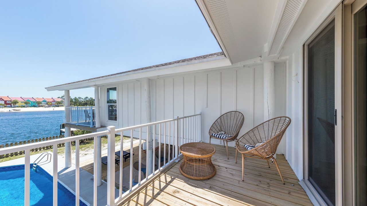 Photo of Patio Balcony in Ono Island