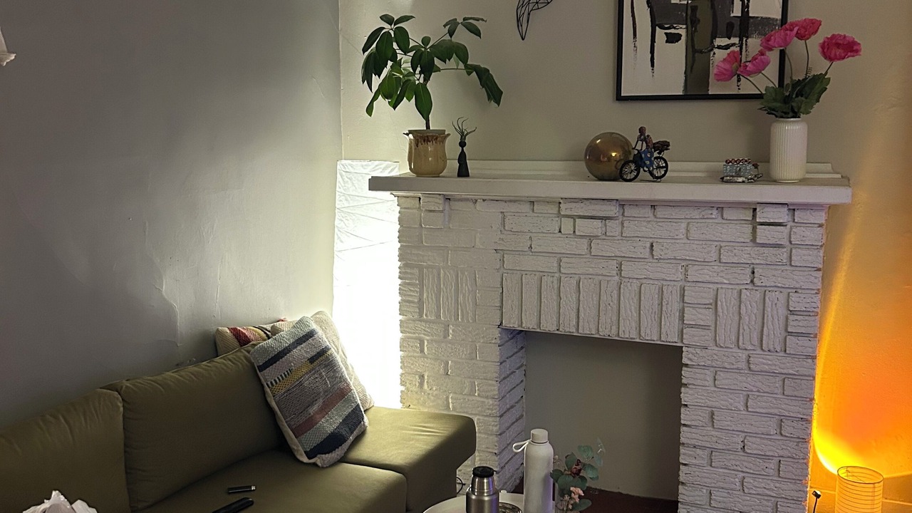 Photo of Livingroom in Downtown Winnipeg