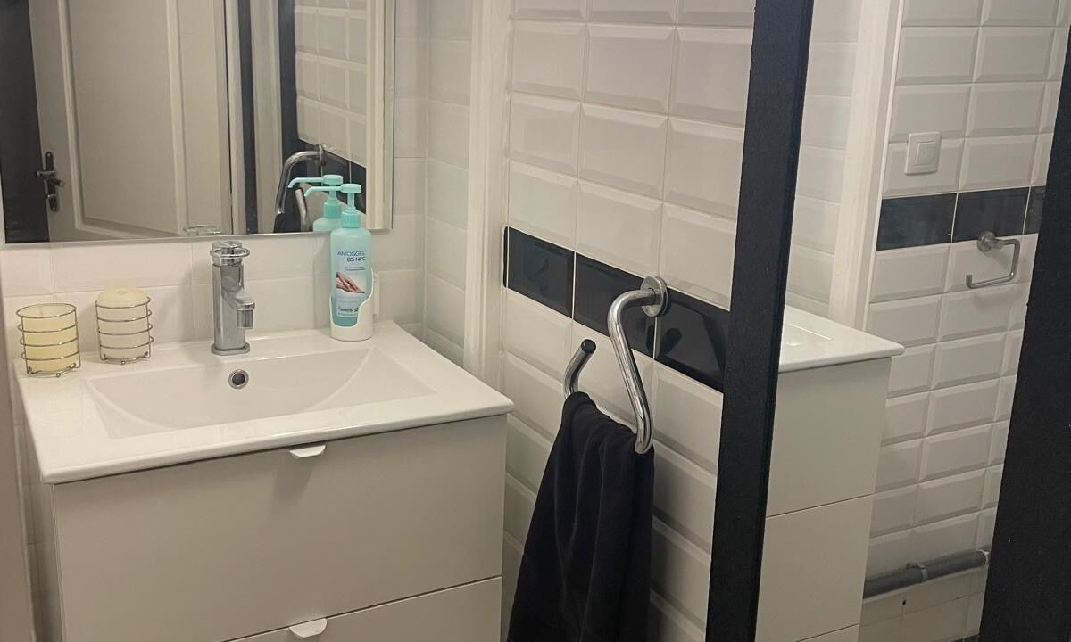 Photo of Bathroom in Beziers