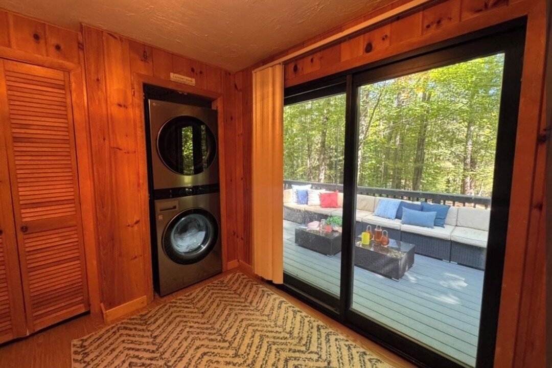 Photo of Patio Balcony in Meredith