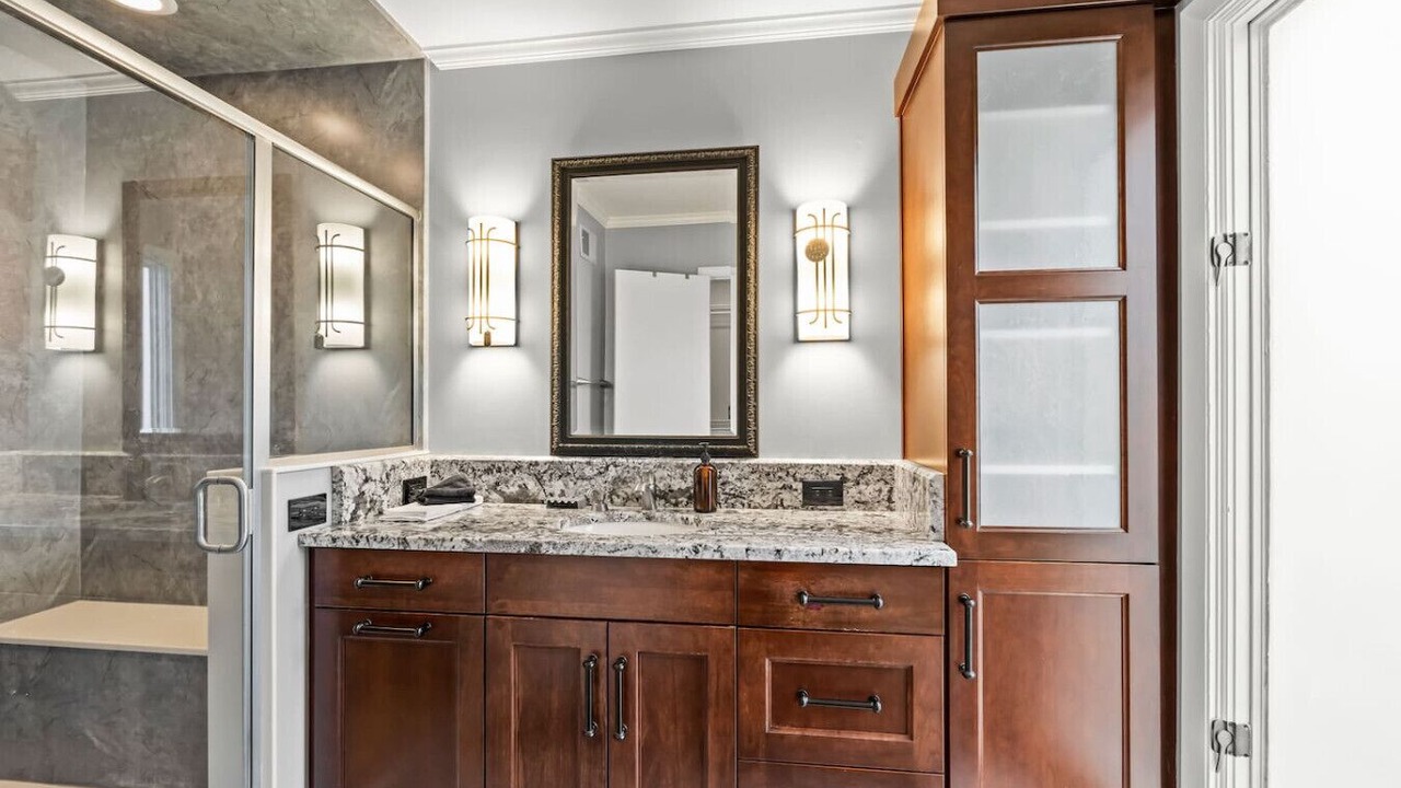 Photo of Bathroom in Jamestown