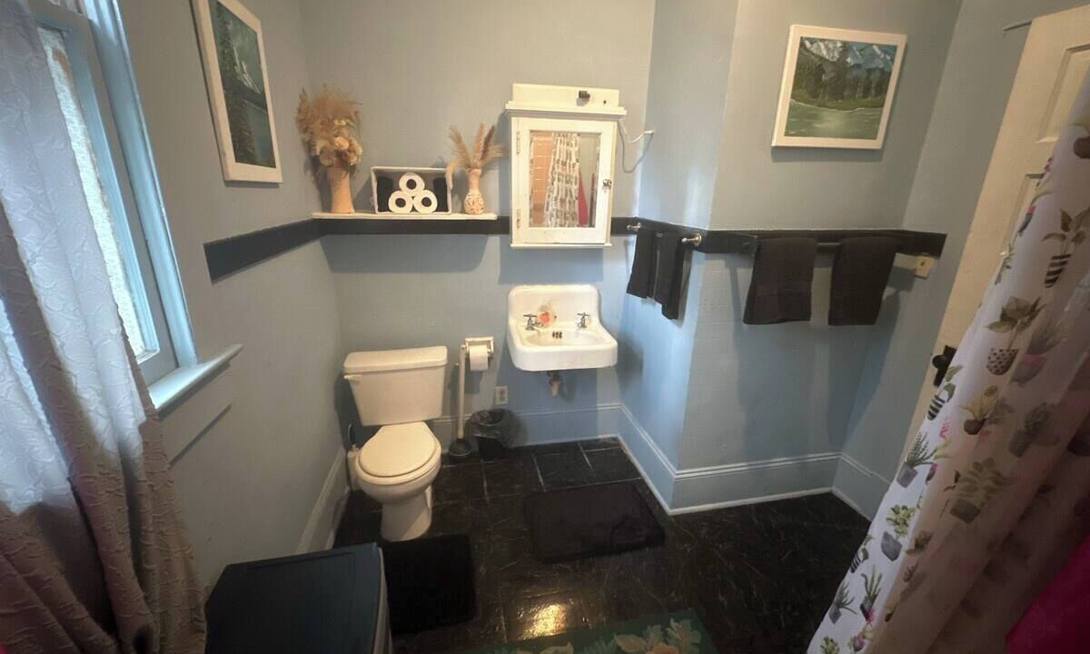 Photo of Bathroom in Innovation District