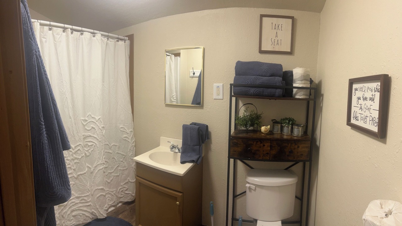 Photo of Bathroom in Mayhill