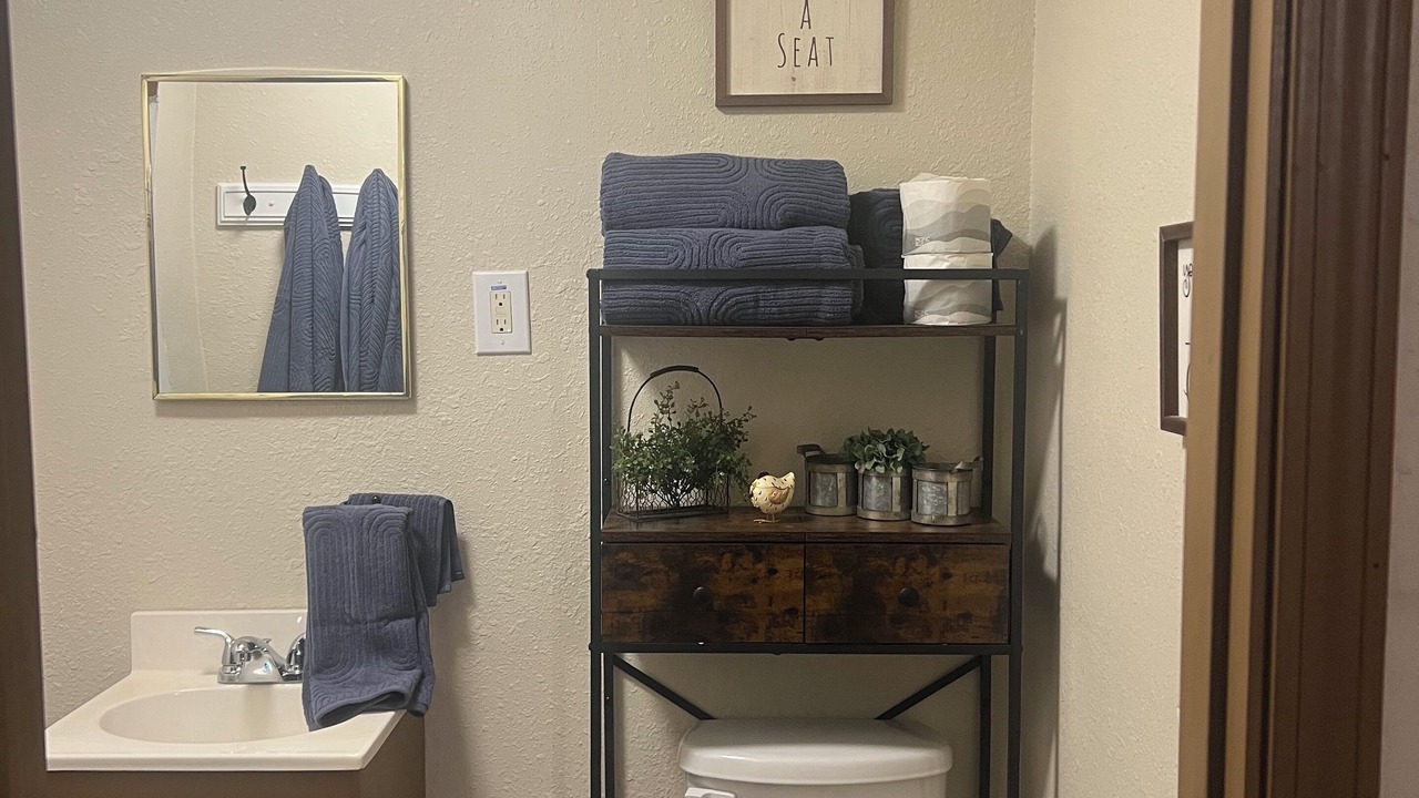 Photo of Bathroom in Mayhill