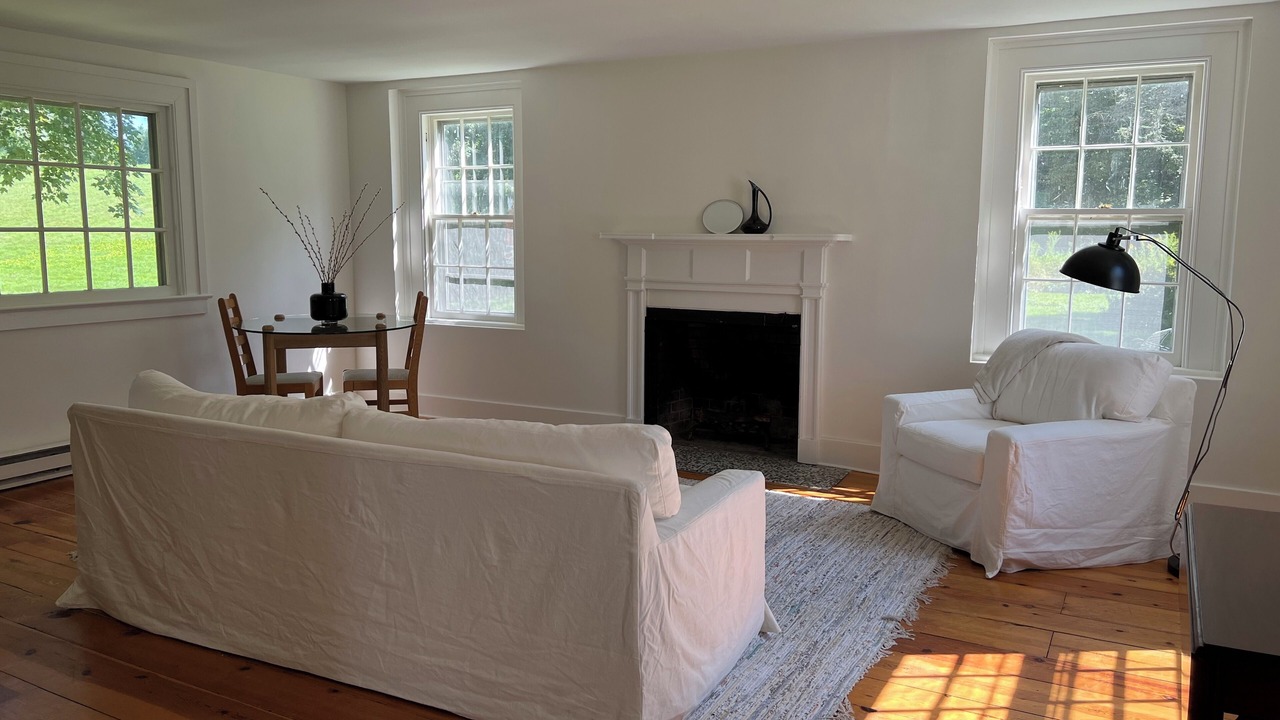Photo of Livingroom in Richmond