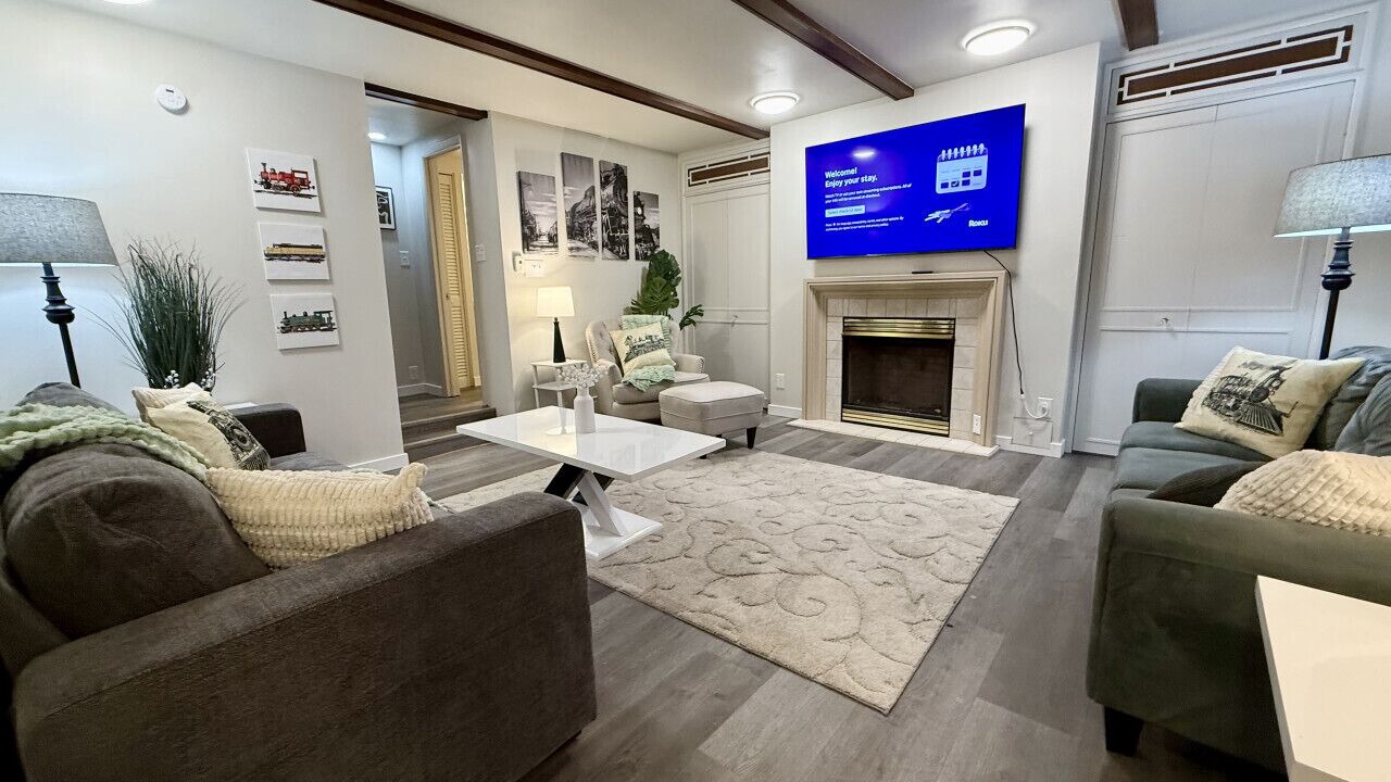 Photo of Livingroom in Pittsburgh