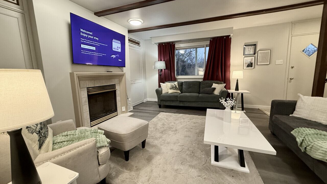 Photo of Livingroom in Pittsburgh