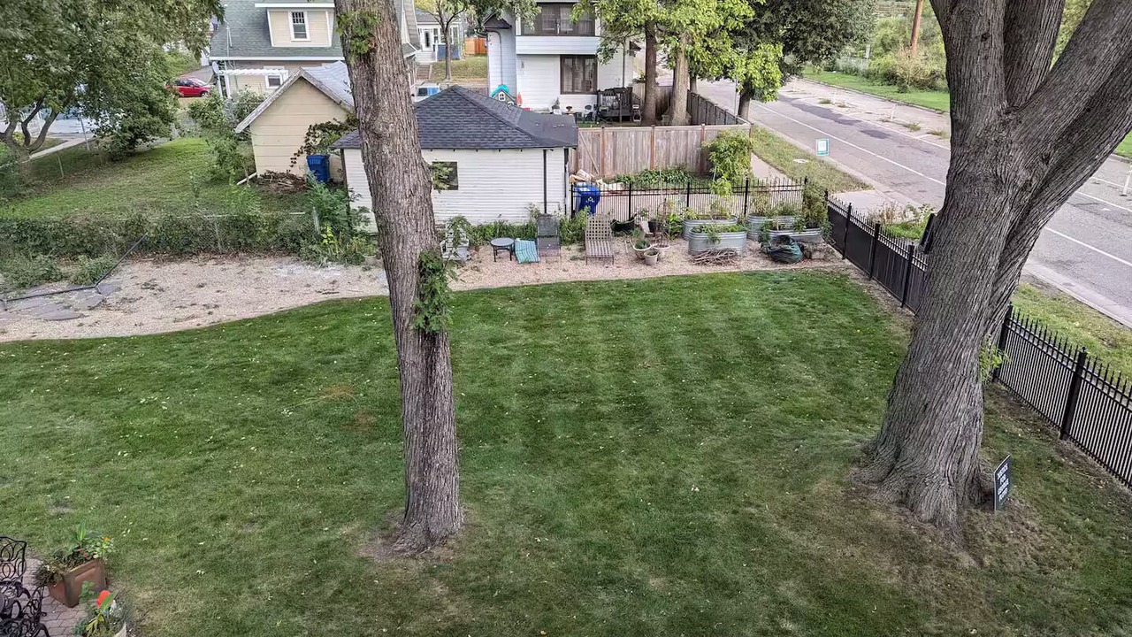 Photo of Outdoor in Merriam Park