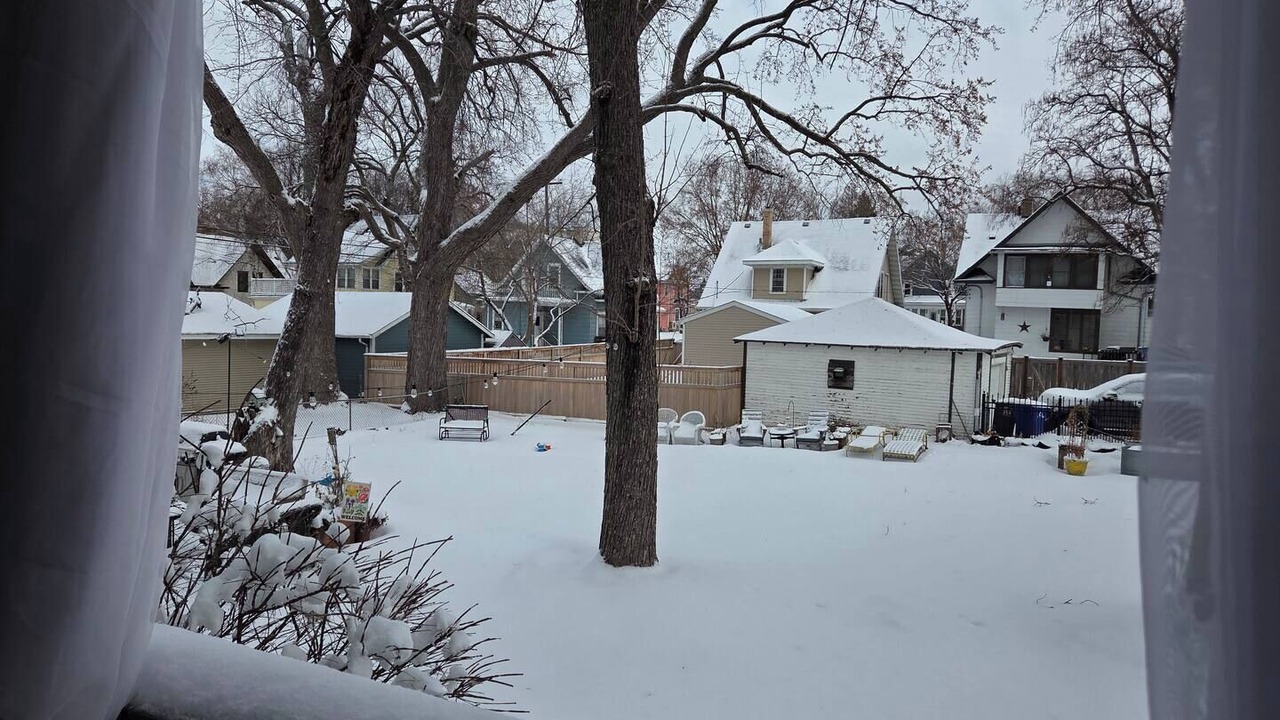 Photo of Outdoor in Merriam Park