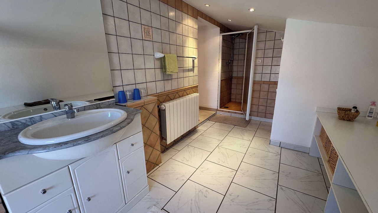 Photo of Bathroom in Vergel