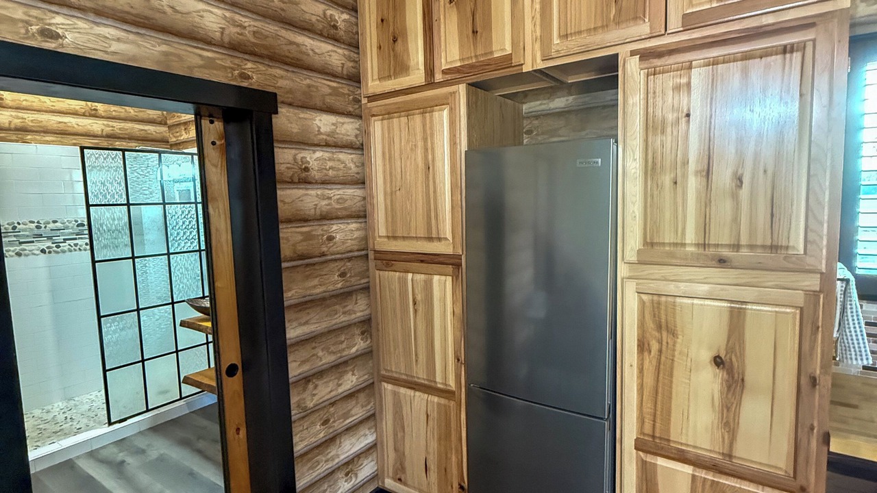 Photo of Others in Ronan