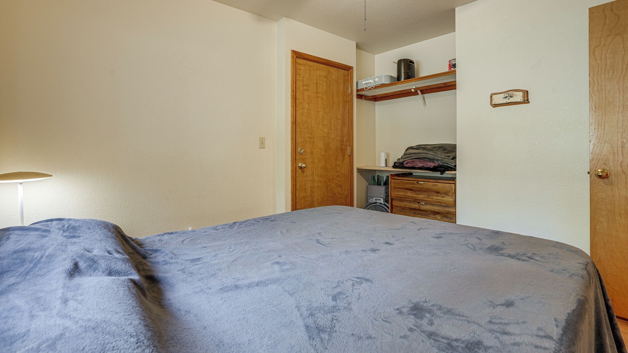 Photo of Bedroom in Sierra Tract