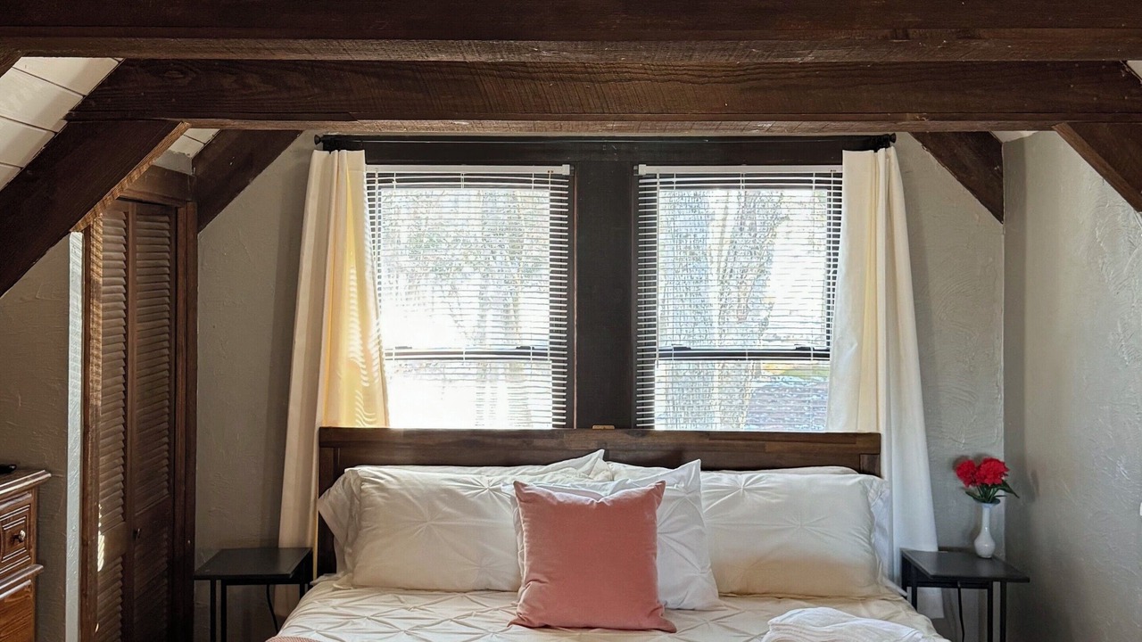 Photo of Bedroom in Beech Mountain