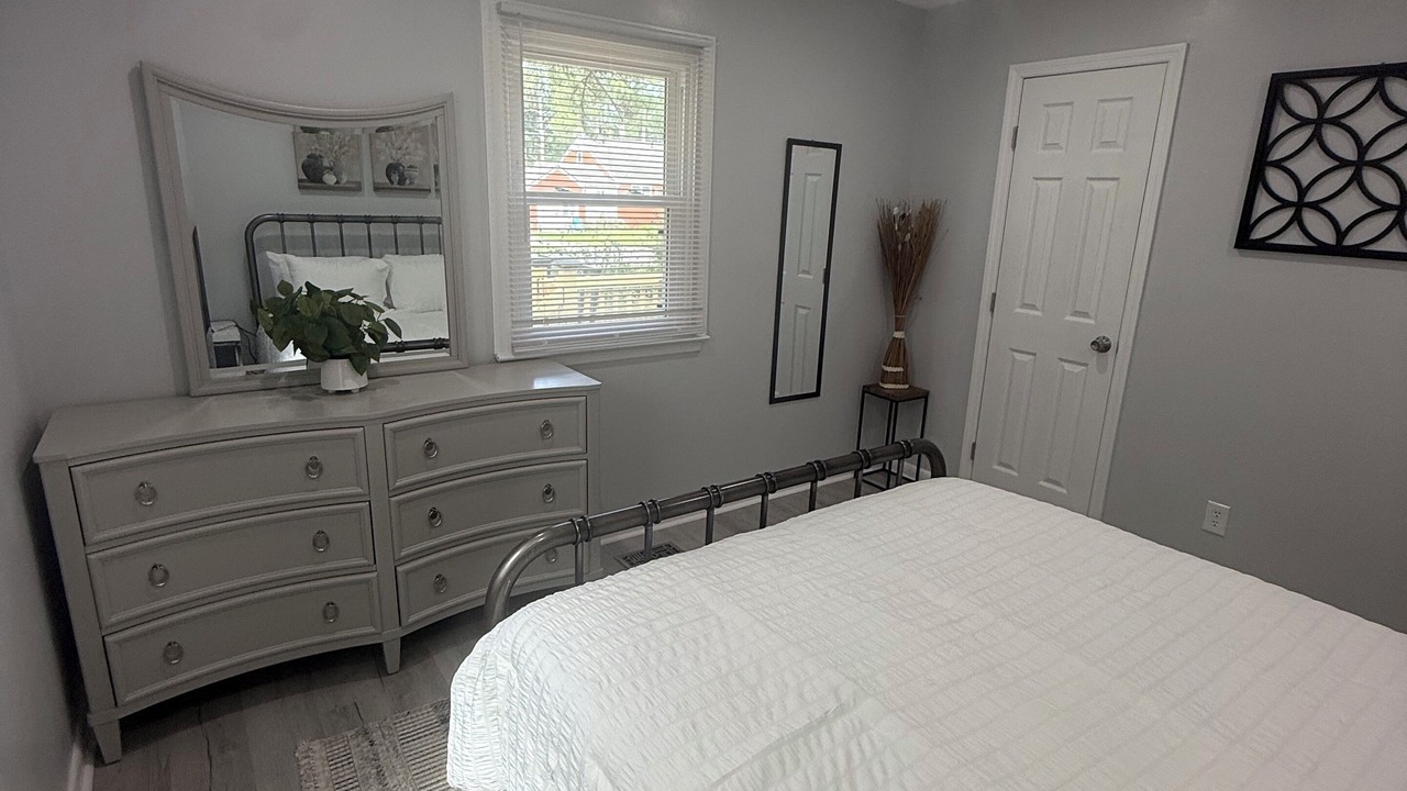 Photo of Bedroom in Pine Forest