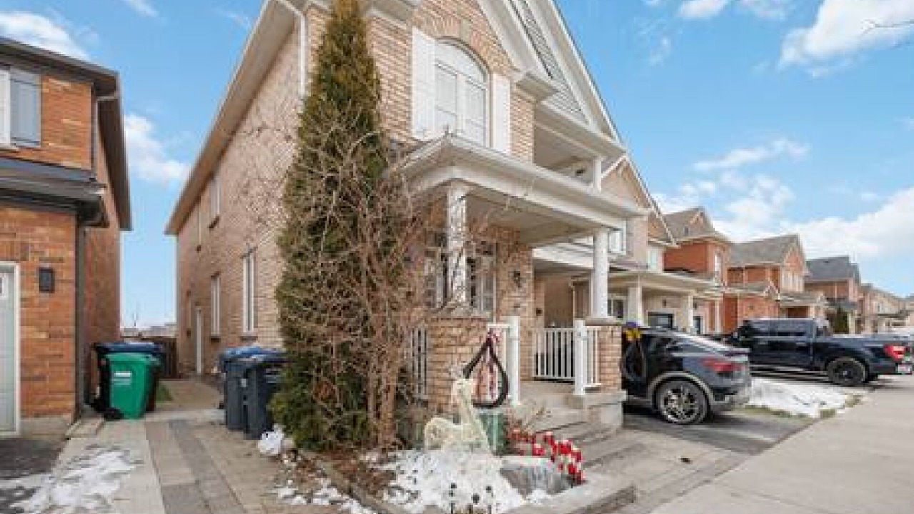 Photo of Outdoor in Brampton